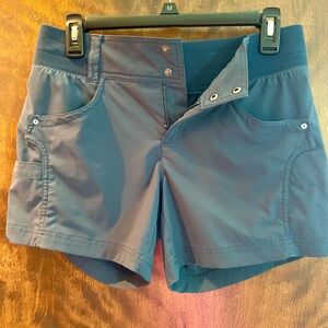 Title Nine Women's Blue Cargo Shorts